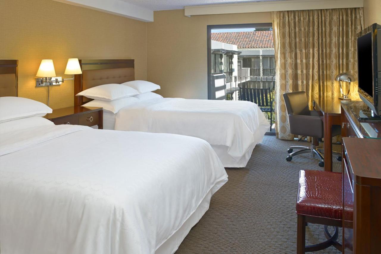 Sheraton Hotel 3*